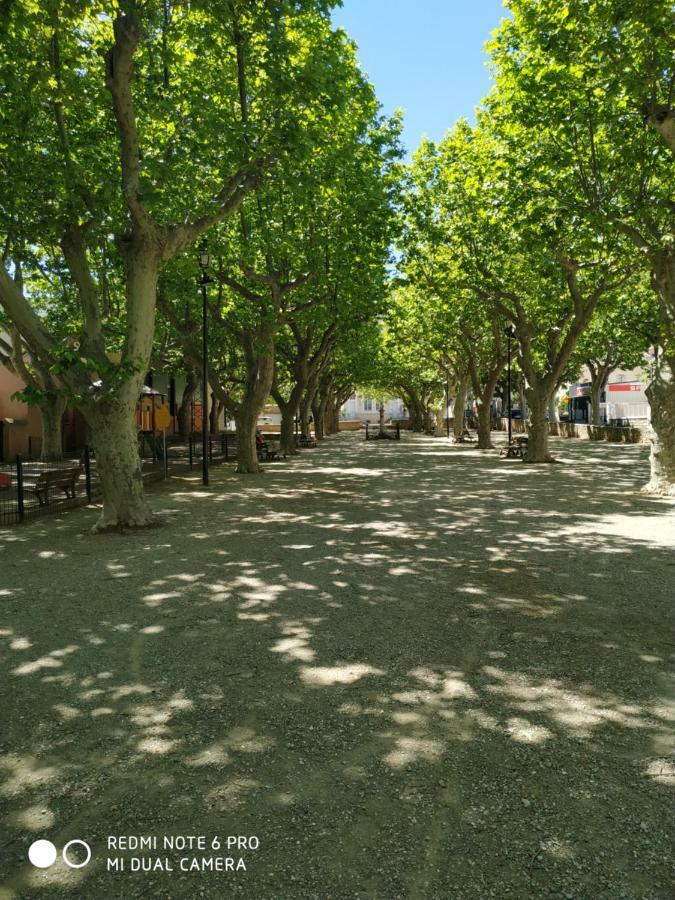 Les Chalets Du Relais D'Aguilar Tuchan Εξωτερικό φωτογραφία